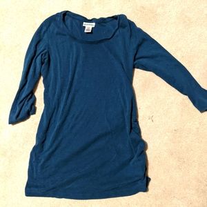 💜 3 for $12 / maternity shirt